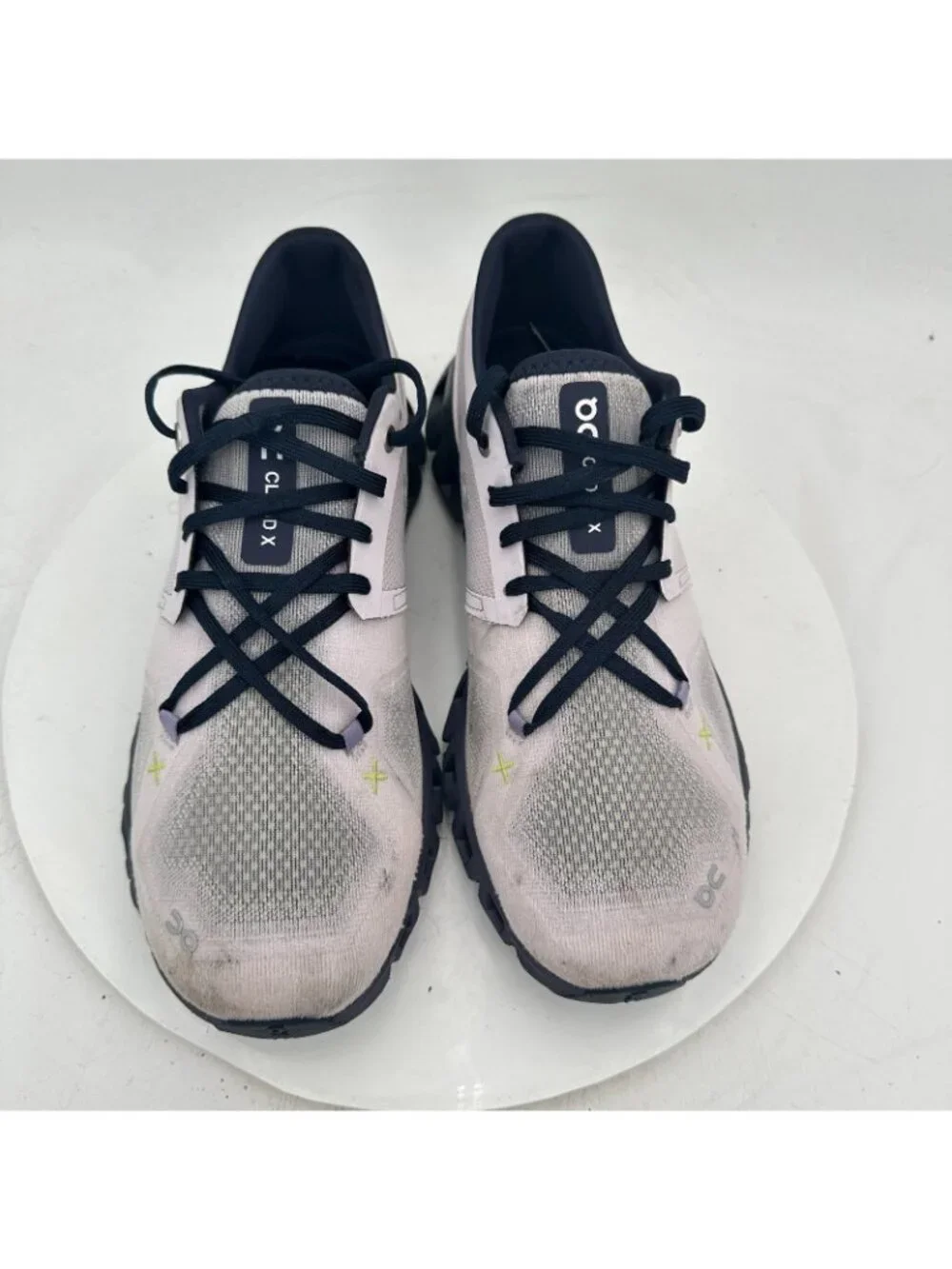On Cloud X 3 Swiss Engineering Women Size 10 60.98098 Orchid Iron Running Shoes